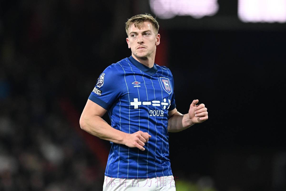 ESPN：对曼城是阿隆索的生死战 他的战术遭质疑